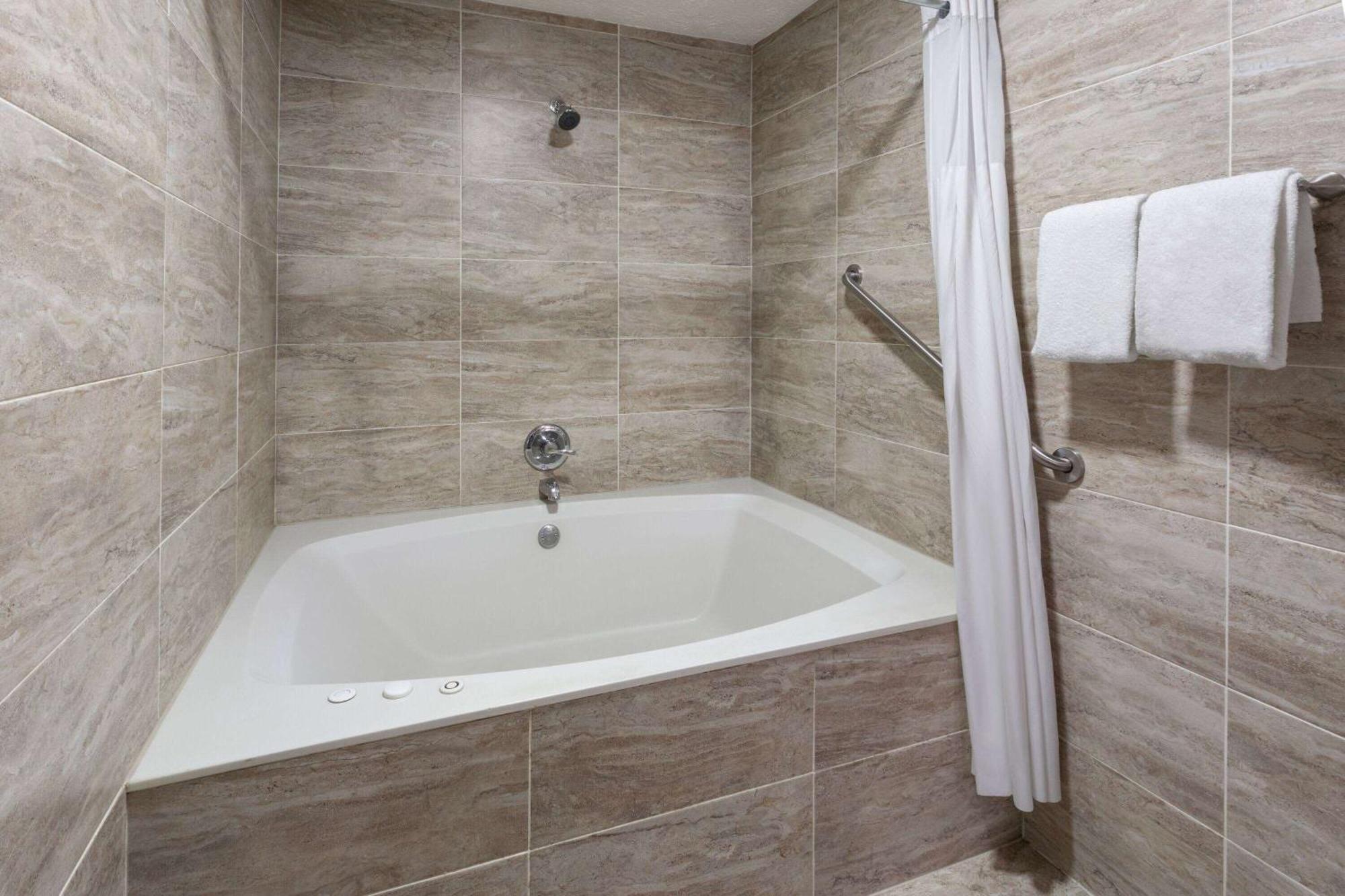 Days Inn By Wyndham Douglasville-Atlanta-Fairburn Road Eksteriør billede